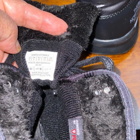 NEW THE NORTH FACE WINTER THERMOBALL BLACK BOOT - Picture 12 of 12